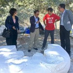 開啟一場藝術(shù)家與建築家的對話，透過彼此的文化交流，一同匯聚美好的事物。(圖左二為 新業(yè)建設(shè)卓勝隆董事長；圖右二為 西班牙雕塑家Nando Alvarez)(照片攝於2018/12/07東海大學(xué))