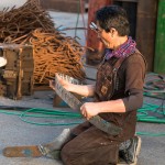 日本雕塑藝術(shù)家–大隅秀雄，透過多種類的金屬的連結(jié)，精算後的輪軸和自然風力的帶動，將來自內(nèi)心的細膩聲音與自然環(huán)境間的和睦共存，藉由視覺、空間、體感的經(jīng)驗，展現(xiàn)當代創(chuàng)作的本質(zhì)。(圖為樸石藝術(shù)提供)