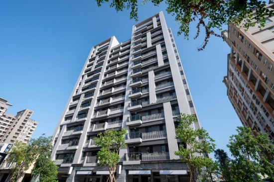 造型錯落動態(tài)的建築立面 實景圖