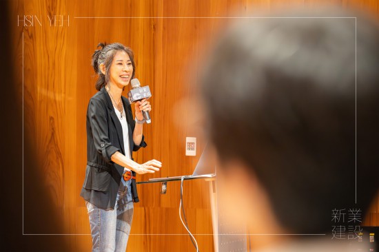 再次邀請(qǐng)來自 ＃風(fēng)潮音樂總監(jiān)_吳金黛，開啟臺(tái)灣自然音樂領(lǐng)域之路，創(chuàng)作作品更是多次入圍及獲獎(jiǎng)，包括臺(tái)灣金曲獎(jiǎng)、金鐘獎(jiǎng)，甚至是美國獨(dú)立音樂獎(jiǎng)、美國葛萊美獎(jiǎng)等。