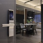 追求智慧科技、安全防護的創(chuàng)新生活，入住新厝的同時，設下家人們心目中的那串密碼，彷彿開啟一扇通往美好居家生活的大門。