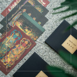 致贈(zèng)精選修復(fù)作品紀(jì)念卡作為伴手禮，讓歷經(jīng)時(shí)光淬鍊的藝術(shù)延續(xù)於日常，使來(lái)賓在收藏中感受匠心與文化的溫度。