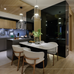 開放式的動(dòng)線設(shè)計(jì)兼顧實(shí)用及美學(xué)，迎來舒適的視覺饗宴，打造屬於彼此的交心「食」刻！