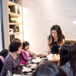 不同品種的乳酪，因為酸度、質(zhì)地差異，也很適合與紅酒、白酒、咖啡一同品嚐，可襯托乳酪獨(dú)特風(fēng)味，彼此在味蕾上取得平衡。