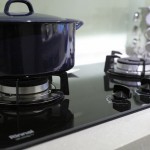 林內(nèi)Rinnai兩口式瓦斯?fàn)t，火候好控制，更加享受料理的時光，讓美味不打折扣。