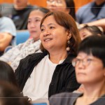 製作人以溫柔又閒適的語調(diào)分享故事，恣意地聆聽著這段奧妙旅程，儘管戶外下著大雨，演奏廳內(nèi)卻是滿滿的感動(dòng)與溫暖。