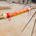 「金色鋼筋」除了視覺上的象徵性，也包含文化與信仰層面的寓意，希望這座建築能夠堅(jiān)固耐久，帶來好運(yùn)、財(cái)富與平安。