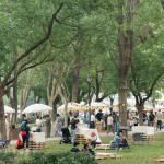 相約新業(yè)家人好友們，漫步在都會(huì)中的森林市集，悠悠地吃著小食、靜靜地聽著樂曲、慢慢地分享日常美好。