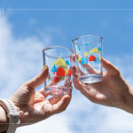 特別致贈新業(yè)設計的「啤酒杯組」作為伴手禮，期盼在這個盛夏日常，為您增添一抹沁涼陪伴。(禁止酒駕，未滿十八歲禁止飲酒)