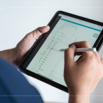 在陪同客戶驗屋前，公司會內(nèi)部進行全面性檢查，確認每戶客變圖、格局變更、設(shè)備材料替換、空間規(guī)劃等，並透過『驗屋App』掌握修繕進度，提升驗屋效率與整體效能。