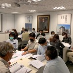 內(nèi)部自我提升刻不容緩，疫情當(dāng)前，團(tuán)隊(duì)同仁緊戴口罩做好自主防疫，滿(mǎn)懷謙卑積極的態(tài)度學(xué)習(xí)。