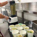 半流質(zhì)餐是為長者提供進一步的照護，藉由更好入口的餐點，讓長者獲得充分的營養(yǎng)價值。