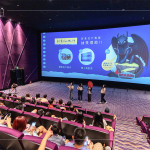 映後於現(xiàn)場(chǎng)抽選5位幸運(yùn)來(lái)賓，將獲得《馴龍高手》繪本、雙人電影票、野獸國(guó)-沒(méi)牙公仔等多項(xiàng)大獎(jiǎng)，本次大獎(jiǎng)獎(jiǎng)落誰(shuí)家呢？