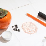 再次與 大美生活提案所 合作，一場(chǎng)與自己練習(xí)對(duì)話的時(shí)光，藏時(shí)光的茶、寫(xiě)一封情書(shū)、備長(zhǎng)炭，放進(jìn)陶藝茶罐，期許事事如意、平安喜樂(lè)。