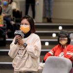 家族、粉絲的踴躍提問，子育的暖心回應(yīng)，溫暖真摯令人動(dòng)容。