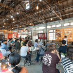 位於臺中東區(qū)的第四市場，至今保留日治時(shí)期建築之屋架、屋頂及閣樓，讓住戶們在近百年的古蹟裡品味百年糕餅。