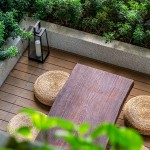 四季合院以四季為設(shè)計(jì)主題的露臺(tái)，不同的主題造景與高度視野，創(chuàng)造各具特色的空間感受，歡迎住戶走出家門，與鄰里在此一同小歇談心，就像是過(guò)去三合院前的「埕」，總是滿載著人們的笑語(yǔ)，和溫暖人情。