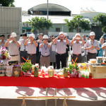 焚香裊裊間，繫起天地與人之間的溝通，期待與這塊土地譜出『心』的回憶。