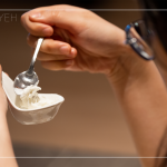 絲翠(STRACCIATELLA)是將新鮮莫札瑞拉，撕成細(xì)細(xì)的絲狀後，浸漬在臺灣在地鮮奶手工製成的鮮奶油裡，口感清爽、入口即化。