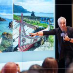 身為阿美族的優(yōu)席夫，帶領(lǐng)大家探索臺(tái)灣在地的部落文化，深入部族，感受人文、祭儀、藝術(shù)、風(fēng)景，開(kāi)闊眼界與心境。