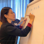 討論激勵(lì)部屬技巧，透過(guò)外在、內(nèi)在、有形、無(wú)形的方式，搭配結(jié)構(gòu)化的管理行為，不僅可鼓勵(lì)部屬向前的動(dòng)力，更可凝聚團(tuán)隊(duì)團(tuán)結(jié)力。