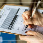 由新業(yè)同仁記下4/28的淨(jìng)溪行動(dòng)，藉由ICC表格，記錄垃圾種類及數(shù)量，以數(shù)據(jù)教育民眾一次性物品的氾濫，需從源頭的習(xí)慣改變。