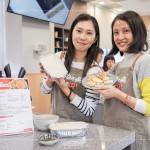 相約家人好友們在小廚房動手廚藝，不只攜回蘿蔔糕半成品，更享用蘿蔔糕成品，歡度閒適的周六午後。