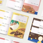 與教育局合作推出美感聯(lián)絡(luò)簿，經(jīng)過插畫家的用心設(shè)計(jì)，讓書寫、閱讀更輕鬆有趣。