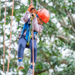上攀到制高點後的降落，更需要有勇氣與膽識，小小的成就感就此萌芽而生。