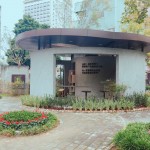 新業(yè)除了打造一景收納群書，也不定期捐贈書本，讓愛書人在這裡沉澱思緒。這裡是書的家，或許也是每一顆飄流心的棲身之所。