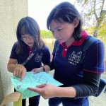 新業(yè)同仁們精神抖擻，出發(fā)前再次確認，仔細核對送餐路線、葷素的注意事項，帶著滿滿的祝福，啟程傳遞愛。