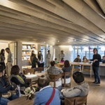 打造樹屋的概念，楊家凱建築師分享著設(shè)計(jì)的初衷與理念。