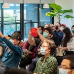 新業(yè)家族紛紛舉起手機(jī)，將這片土地的美景納為口袋名單，也期待著實(shí)際探訪的那一天。