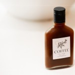 以開水潤口讓口腔味蕾留白，細(xì)品風(fēng)味果醬的多層次韻味，感受馬告南莊橙『優(yōu)雅的苦』、『刺激的麻』。