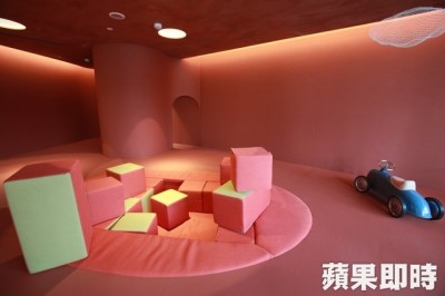 最狂社區(qū)遊樂場(chǎng)　打趴一票公共公園